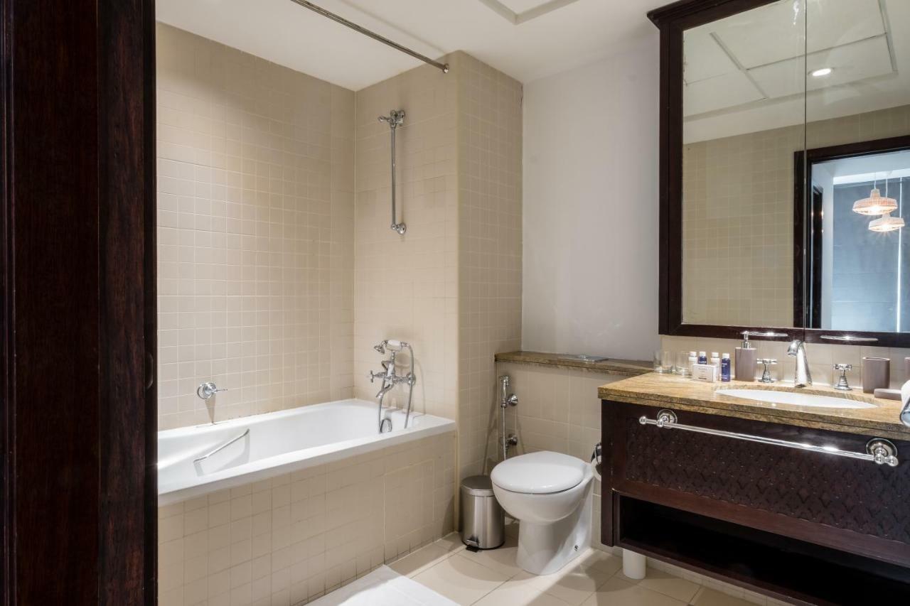 Maison Privee - Exclusive Apt With Burj Khalifa Next Door Dubai Bagian luar foto